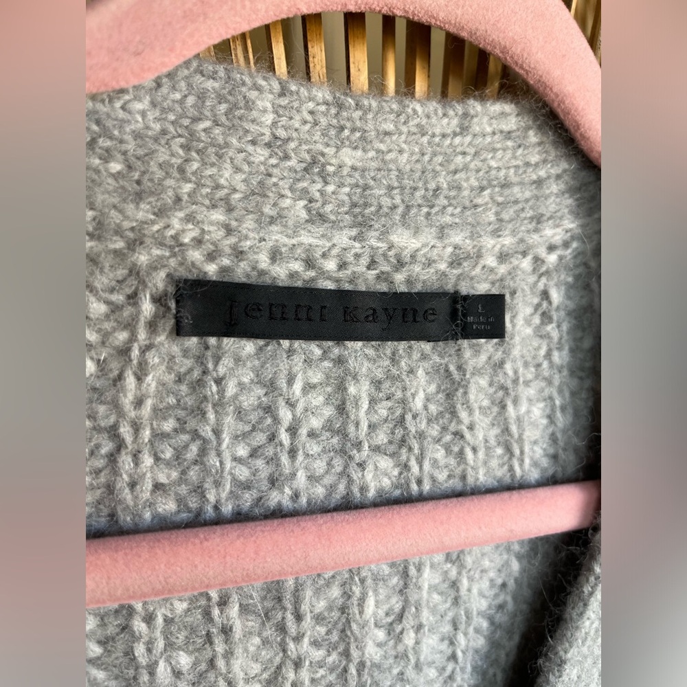 Jenni Kayne Gray Chunky Rib Knit Button-Up Cardigan - Picture 4 of 6